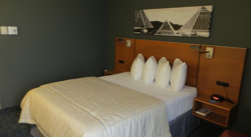 Travelodge By Wyndham Edmonton West Εξωτερικό φωτογραφία